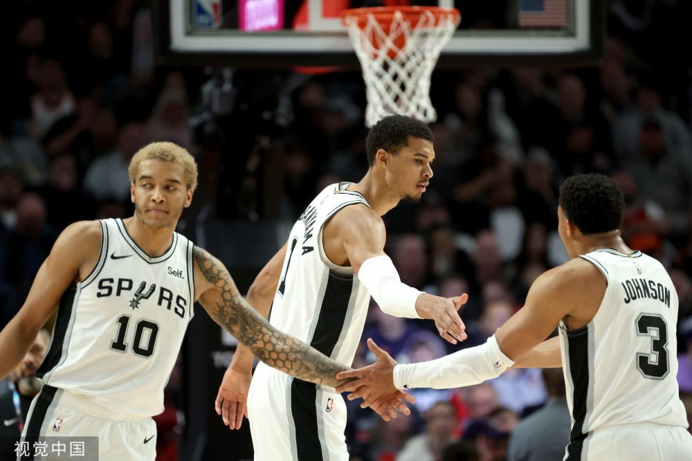 唯有通过更 唯有通过更